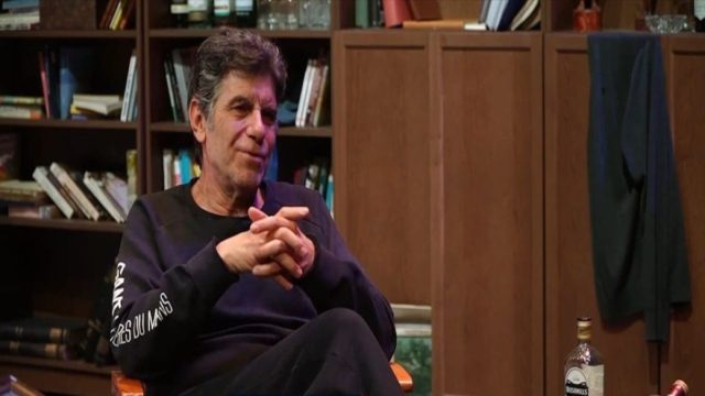 «Έσπασε» ο Γιάννης Μπέζος: «Έχω πέσει…»