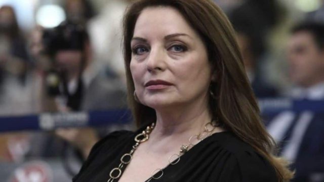 7 μήνες χωρίς τον Τόλη Βοσκόπουλο: Μαυροφορεμένη η Άντζελα Γκερέκου, σε σπάνια έξοδο!