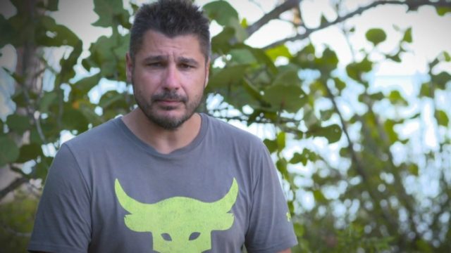 Survivor 5 – Λάμπρος Κωνσταντάρας: Ποζάρει αγκαλιά με τη Μυριέλλα Κουρεντή – Η κίνηση του Βαλάντη