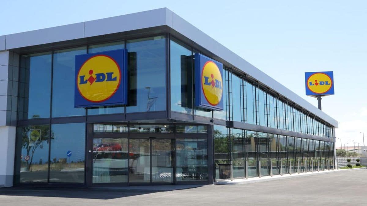 Ξαφνική ανακοίνωση Lidl: Μεγάλες ουρές στα καταστήματα
