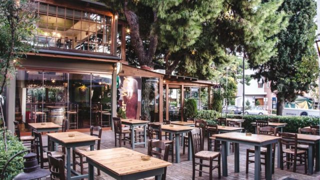 3 ψαγμένα cafe των Μελισσίων