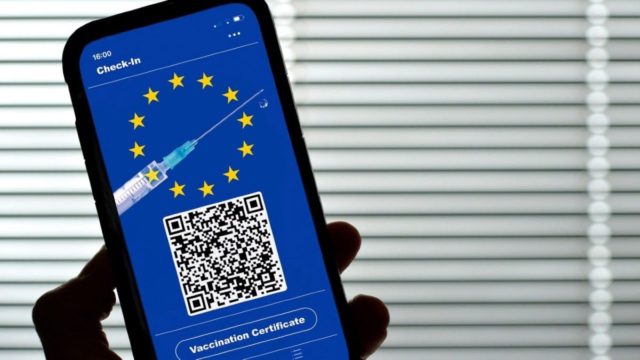 Κορωνοϊός – Πιστοποιητικό νόσησης και εμβολιασμού: Πότε θα αποτελέσουν παρελθόν από τις ζωές μας