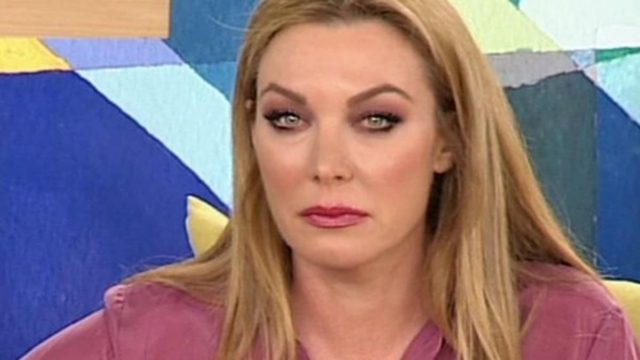Τρομακτική αποκάλυψη Τατιάνας Στεφανίδου:  «Πέρασα 5 εφιαλτικά χρόνια, έφτασα 48 κιλά – Ήμουν ένα δυστυχέστατο πλάσμα» (photos)