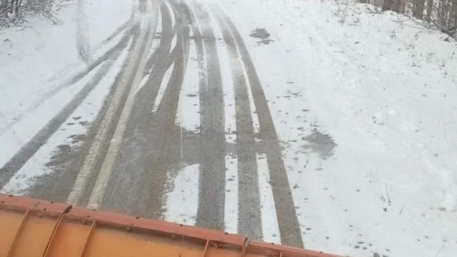 Συναγερμός στη Θεσσαλονίκη: Χιονοπτώσεις και χρήση αλυσίδων στη δυτική Μακεδονία