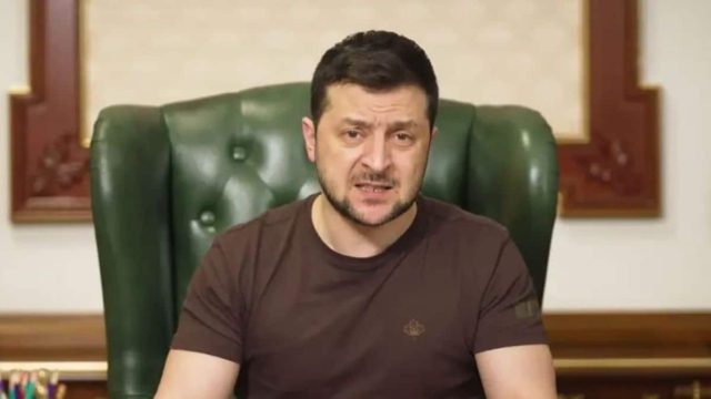 Πόλεμος στην Ουκρανία: Στις 7 Απριλίου ο Βολοντίμιρ Ζελένσκι θα μιλήσει στην ελληνική Βουλή