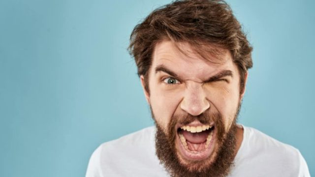 Φύγε μακριά: Τα 3+1 ζώδια που γίνονται πολύ επικίνδυνα όταν θυμώνουν