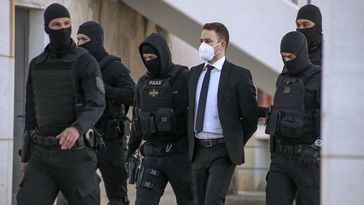 Έγκλημα στα Γλυκά Νερά: Διεκόπη η δίκη του γυναικοκτόνου, Μπάμπη Αναγνωστόπουλου – Ο λόγος και πότε θα συνεχιστεί (video)