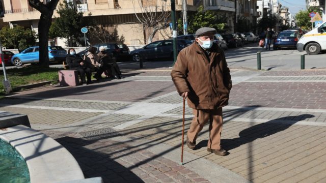 Έτσι θα πάρετε σύνταξη ακόμα πιο νωρίς: Πώς να κερδίσετε έξι μήνες