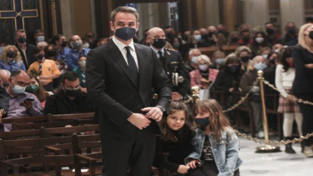 Κυριάκος Μητσοτάκης: Η οικογενειακή φωτογραφία ανήμερα του Πάσχα