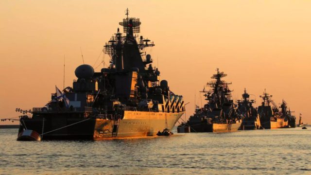 Πόλεμος στην Ουκρανία: Ρωσικές νάρκες στη Μαύρη Θάλασσα – Πόσο πιθανή είναι μια αμφίβια απόβαση στην Ουκρανία (video)
