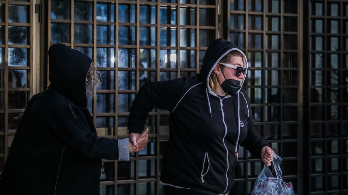 Αποκαλύψεις-«βόμβα» από την αδελφή Πισπιρίγκου: «Η Ρούλα και ο Μάνος είχαν ερωτικές σχέσεις μέχρι και λίγο πριν τη σύλληψη»