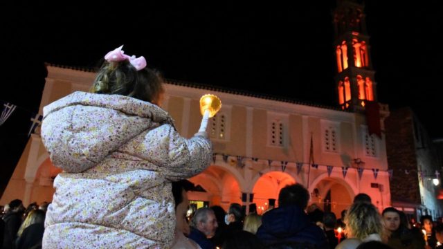 Η φωτογραφία της ημέρας: Ανάσταση στον Άγιο Γεώργιο Ναυπλίου