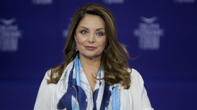 «Λύγισε» η Άντζελα Γκερέκου: Η συγκινητική φωτογραφία με τον Τόλη Βοσκόπουλο και η απάντηση της κόρης της (photos)