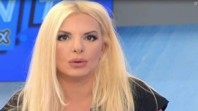 Σούσουρο με την εικόνα της Αννίτας Πάνια: Η φωτογραφία και ο «χείμαρρος» αντιδράσεων