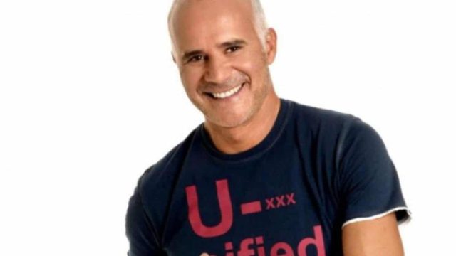 «Εξαφανισμένος» και αγνώριστος ο Γιώργος Μητσικώστας – Τι κάνει σήμερα (ΦΩΤΟ)