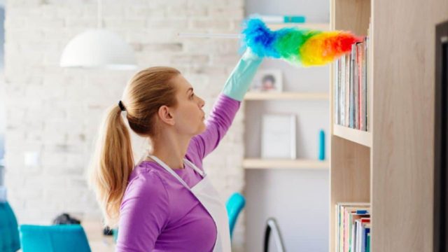 Φτάστε τη σκόνη ακόμα και στα σημεία που σας δυσκολεύουν με 2 υλικά
