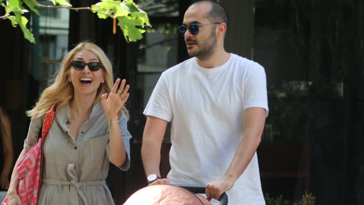 Μαρία Ηλιάκη: «Έλιωσε» το Instagram με τον Στέλιο Μανουσάκη και την κόρη τους – Πού πέρασαν το Πάσχα (photos)