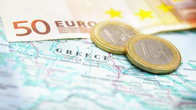 Ακρίβεια: Το σχέδιο της κυβέρνησης – Ποια μέτρα έχουν αποφασιστεί και ποια εξετάζονται