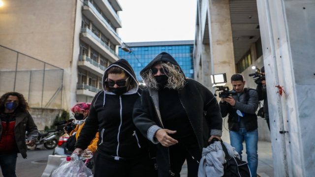 Νεκρά παιδιά στην Πάτρα: Η μητέρα και η αδελφή της Ρούλας Πισπιρίγκου έστειλαν εξώδικο στο «Πρωινό» – Η απάντηση Λιάγκα