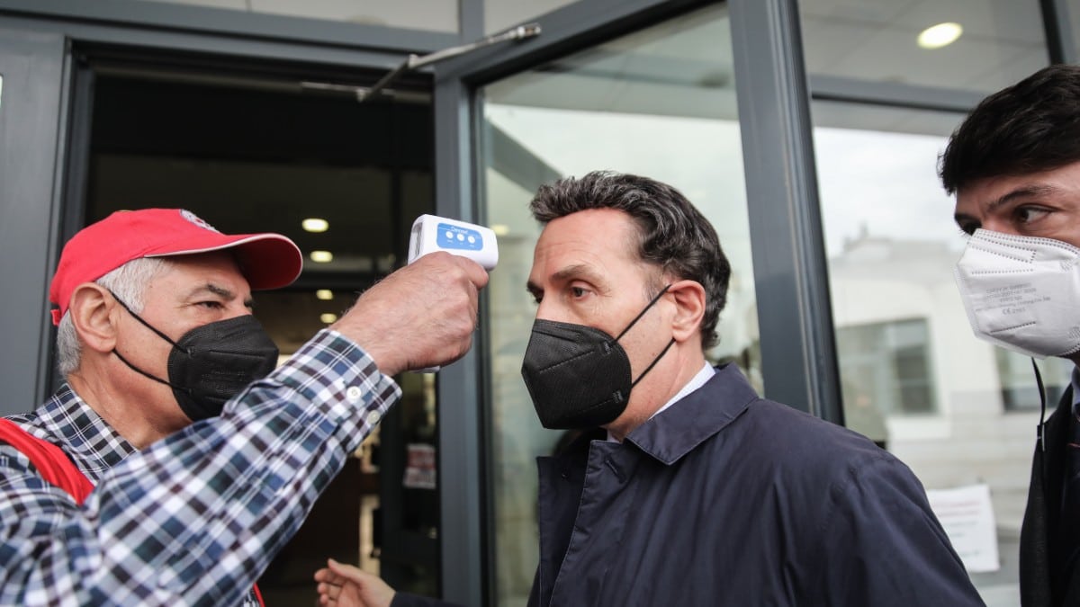 «Όταν βιάζεται μια γυναίκα δεν έχει ανάγκη να…»: Το επιχείρημα του Μιχάλη Δημητρακόπουλου για να σώσει τον Πέτρο Φιλιππίδη