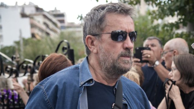 Σάλος με τον Σπύρο Παπαδόπουλο: «Είμαι ζώον, έχω πέσει θύμα απιστίας…Όταν το έμαθα πήγα σε έναν βράχο στη θάλασσα… (Video)