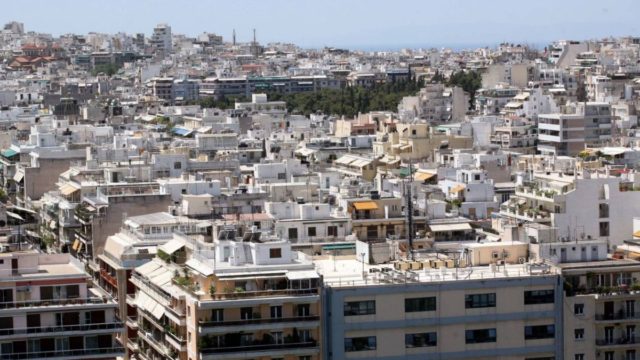 Αδήλωτα τετραγωνικά: Σοκ για ιδιοκτήτες ακινήτων εξαιτίας λάθος χρεώσεων από δήμους
