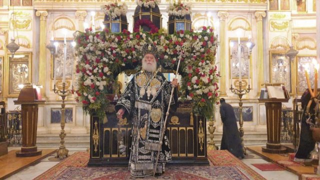 Μεγάλη Παρασκευή: Μέρα απόλυτου πένθους για όλη την Χριστιανοσύνη – Τι συμβολίζει;