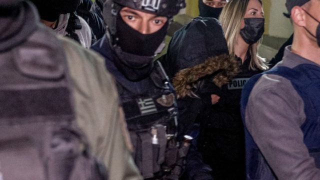 Συνεχίζεται το θρίλερ της Πάτρας: «Ο Μάνος Δασκαλάκης έπιασε τον… με την Πισπιρίγκου στο κρεβάτι» (Video)