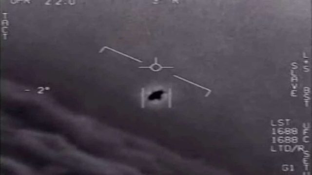 UFO – Νέα διαρροή από το Πεντάγωνο: Απαγωγές, τραυματισμοί μέχρι και σεξουαλικές συναντήσεις