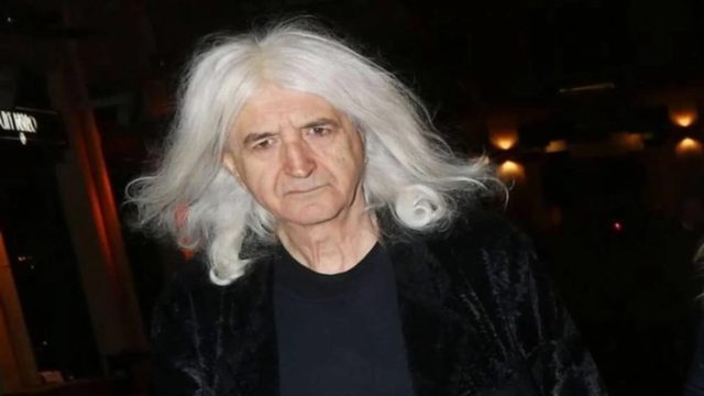 Κι όμως: Δε θα πιστεύετε τι έχει σπουδάσει ο Νίκος Καρβέλας