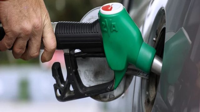Πετρέλαιο κίνησης: Φθηνότερο κατά 0,15 ευρώ το λίτρο – Δημοσιεύθηκε η ΚΥΑ