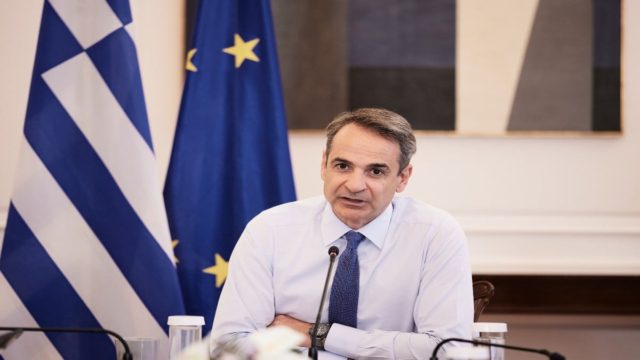 Χαραμάδα οικονομικής αναπνοής από Κυριάκο Μητσοτάκη: «Έρχονται άμεσα μέτρα στήριξης για την ακρίβεια»