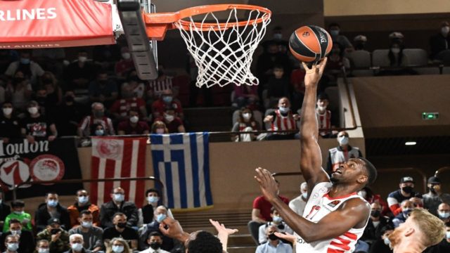 Euroleague: «Εφτάψυχος» ο Ολυμπιακός άλωσε το Μονακό