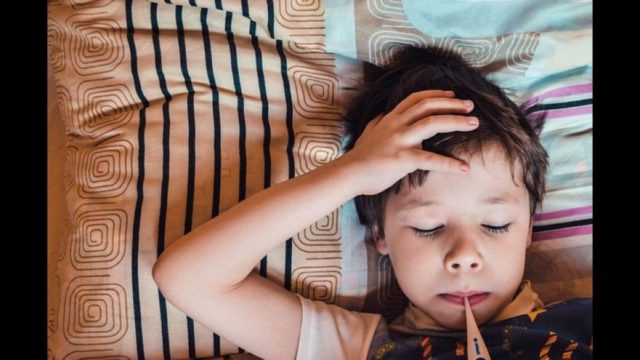 Οξεία ηπατίτιδα σε παιδιά: Σε επιφυλακή οι ελληνικές υγειονομικές Αρχές – «Θέμα χρόνου» το πρώτο κρούσμα – Το 10% που νόσησαν χρειάστηκαν μεταμόσχευση! (Video)