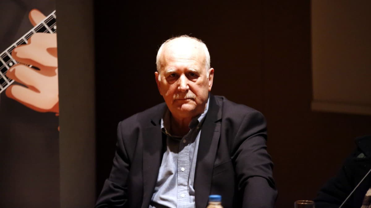 Δεν τον βλέπουμε ποτέ: Αυτός είναι ο μεγάλος γιος του Γιώργου Παπαδάκη – Τον απέκτησε στον πρώτο γάμο