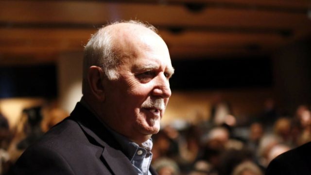 Απίστευτο: Αυτός ο πασίγνωστος Έλληνας είναι ο… σωσίας του Γιώργου Παπαδάκη