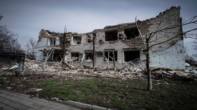 Πόλεμος στην Ουκρανία: Ρωσικό «σφυροκόπημα» και ανήμερα του Πάσχα  – Έκκληση ΟΗΕ για εκεχειρία στη Μαριούπολη (video)