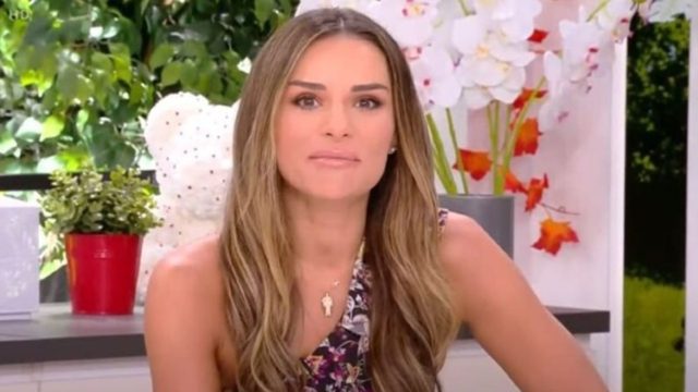 Κανένας Παύλος Πετρουλάκης: Αυτός ο άνδρας είχε «κλέψει» την καρδιά της Ελένης Τσολάκη πριν παντρευτεί (photos)