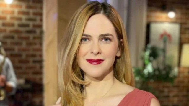 Μας «κούφανε» η Ρένα Μόρφη: «Ζήτησα την άδεια του άντρα μου για να…» (Video)
