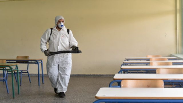 Σχολεία: Τέλος τα self test και οι δηλώσεις για τους μαθητές – Τι θα συμβεί σε περίπτωση κρούσματος