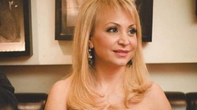 «Λιώνει» από καμάρι η Τέτα Καμπουρέλη: Αυτός είναι ο κούκλος γιος της, Χρήστος (photo)