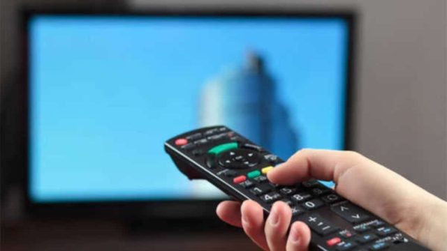 Τηλεθέαση 13/4: Το «φυσάνε και δεν κρυώνει» στον ΣΚΑΪ – Η πασίγνωστη εκπομπή με το 2,6%