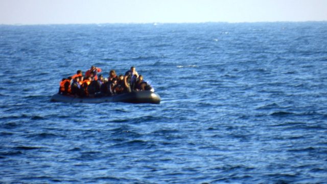 Νέο θρίλερ στο Αιγαίο – Ρόδος: Σε εξέλιξη επιχείρηση διάσωσης μεταναστών – Πώς το 112 απέβη σωτήριο