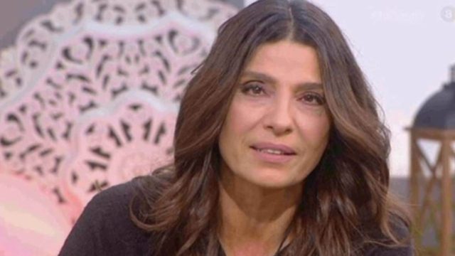 Πόπη Τσαπανίδου: Ο χαμός του συζύγου ενώ ήταν έγκυος, τα παιδιά που μεγάλωσε μόνη και γιατί δε ξαναπαντρεύτηκε