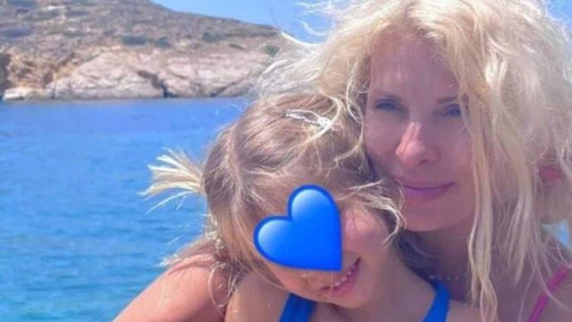 «Μαύρη» γιορτή για την Ελένη Μενεγάκη: Παραλίγο να καταλήξει στο νοσοκομείο μαζί με την μικρή Μαρίνα