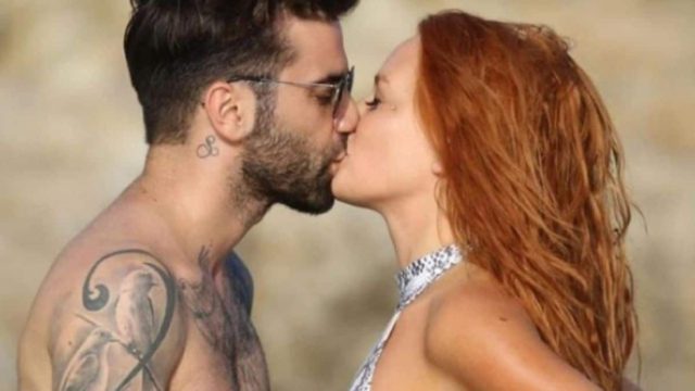 Σάλος με τη Σίσσυ Χρηστίδου: Ποιος Μαραντίνης; Με αυτόν τον επώνυμο Έλληνα θα ανέβαινε τα σκαλιά της εκκλησίας