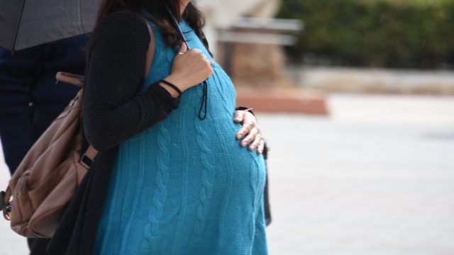 Νέο σκηνικό ντροπής στον Βόλο: Ξυλοφόρτωσε την έγκυο σύζυγό του και την έστειλε στο νοσοκομείο