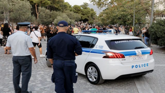 Άγρια συμπλοκή μαθητών στο Γαλάτσι: Εμπλοκή παιδιών και από το σχολείο του 14χρονου που αυτοκτόνησε