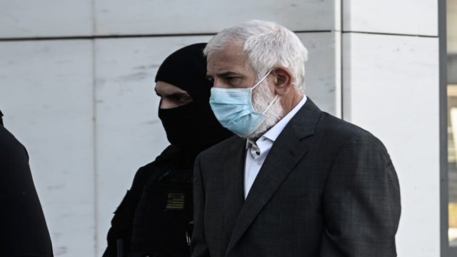 Πέτρος Φιλιππίδης: Δηλώσεις-φωτιά για τον ηθοποιό – «Μου πέταξε τασάκι πάνω στη σκηνή και λύσσαγε αν…» (video)
