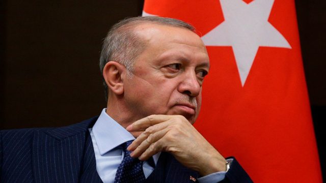 Νέο παραλήρημα Ερντογάν: “Ας θάψουμε τους σημερινούς Βυζαντινούς όπως έκαναν οι πρόγονοί μας” (video)